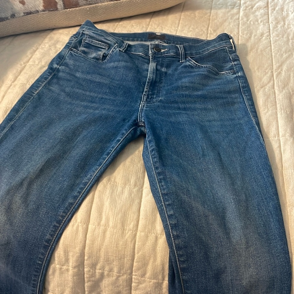 Mother jeans. Insider step